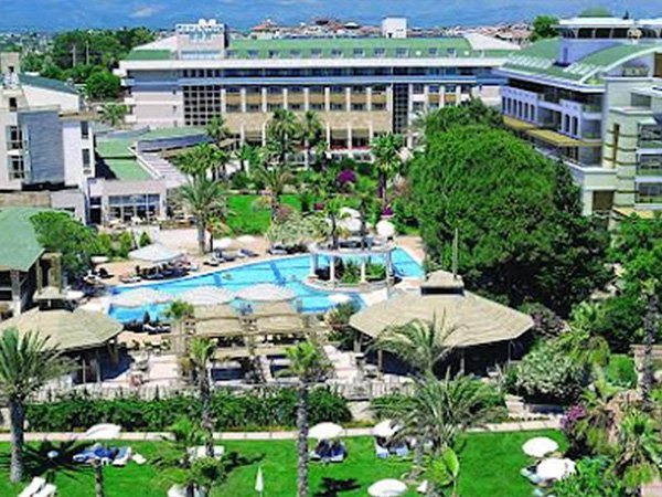 OLEANDER HOTEL